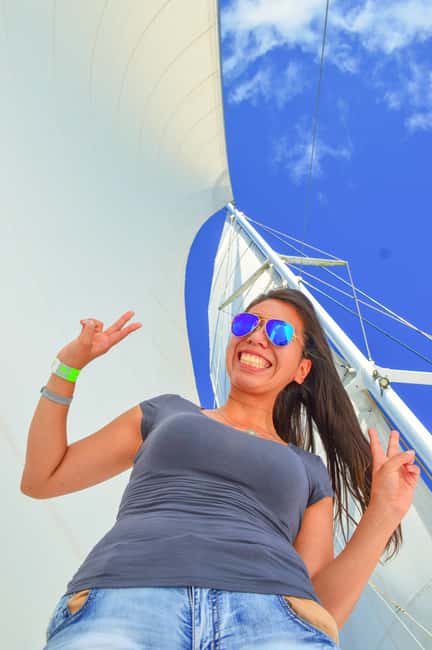 Punta Cana: Saona Island All Included Open Bar Catamaran - Dancing, drinks, and the sales stops