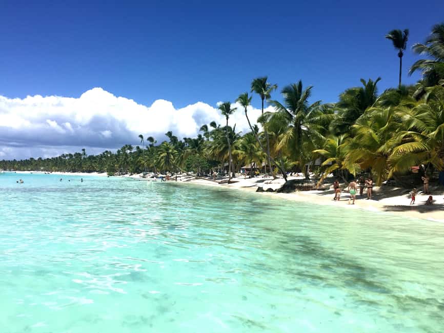 Punta Cana: Saona Island Catamaran Adventure with Lunch - Dominican lunch and the open bar