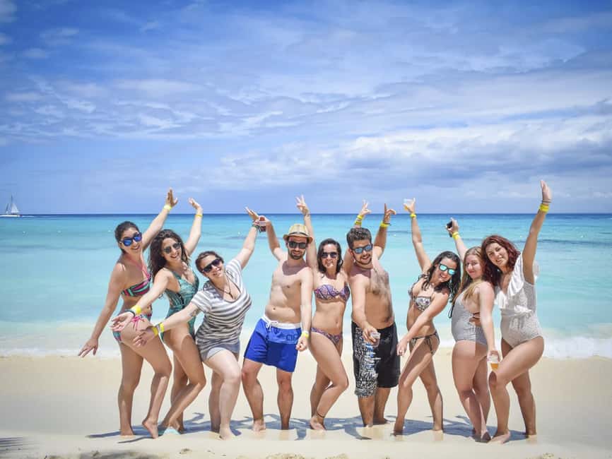 Punta Cana: Saona Island Day Trip with Blue Lagoon & Lunch - Key points to know before booking