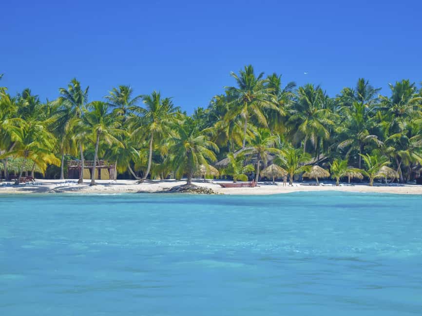 Punta Cana: Saona Island Day Trip with Blue Lagoon & Lunch - Photos, souvenirs, and extra costs