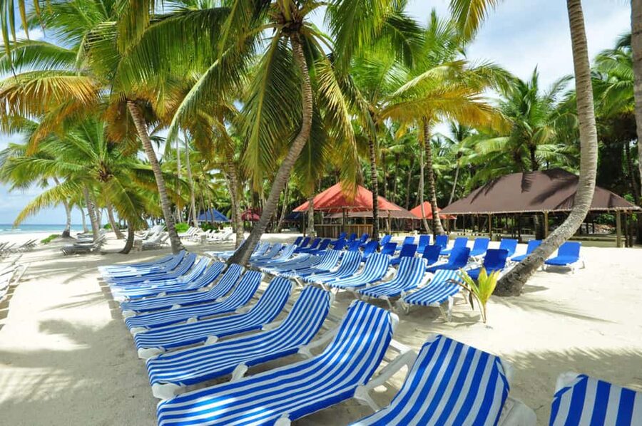 Punta Cana: Saona Island Full-Day All-Inclusive Boat Tour - A 30-minute stop at the natural pool