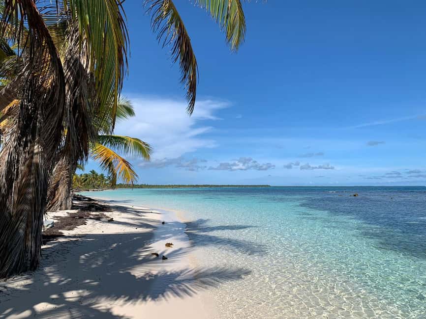 Punta Cana: Saona Island Premium 3 beaches - The 35-minute speedboat ride
