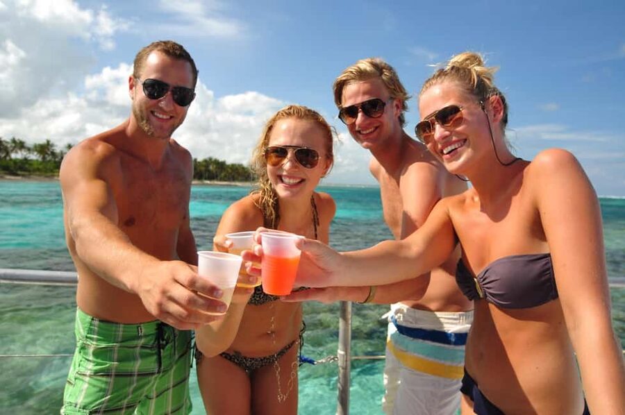 Punta Cana: Speed Boat Ride & Snorkel Adventure - Taking the wheel along Bávaro’s coast