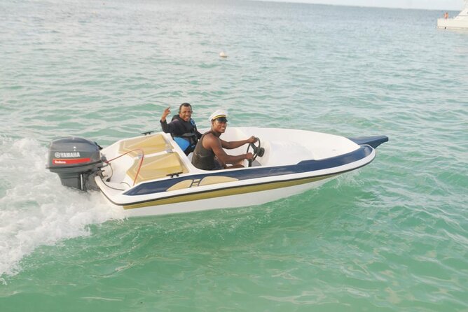 Punta Cana Speed Boat Tour and Snorkeling - Guides, instruction, and group size