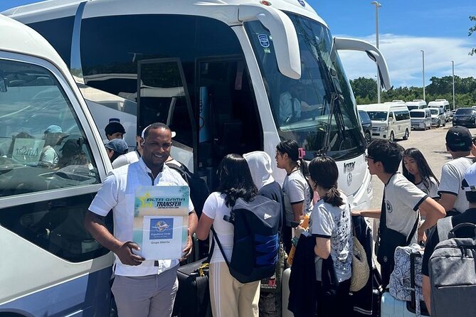 Punta Cana to La Romana Minivan Airport Transfers - What the 50-minute to 1-hour-10-minute ride feels like