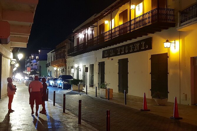 Punta Cana to Santo Domingo PRIVATE/Shared Tour, Colonial Area - The National Palace and the view from the road
