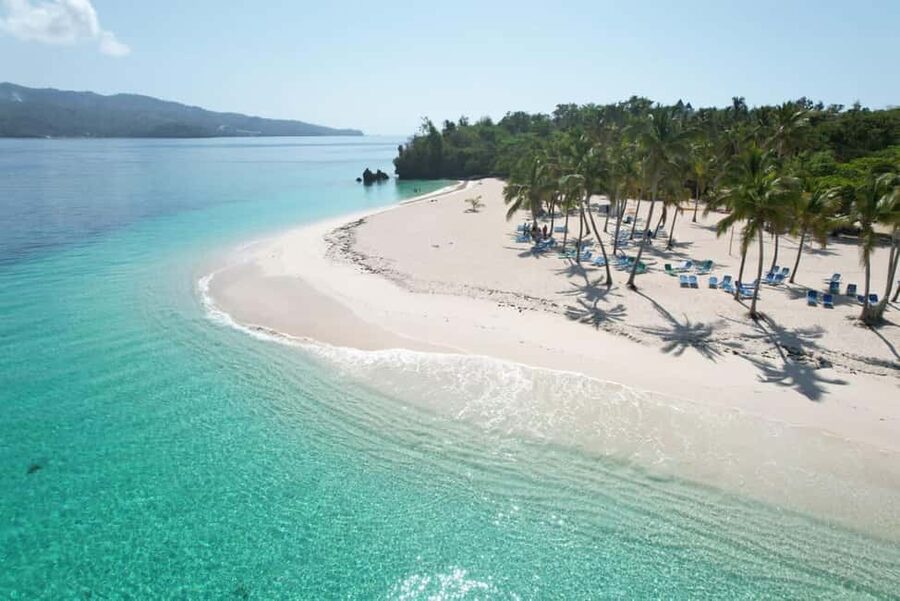 Punta Cana: Whale Watching, Cayo Levantado & Limon Waterfall - Ninety minutes at Cayo Levantado