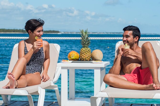 Reef Explorer Half Day Trip - The 15-minute massage and reflexology option