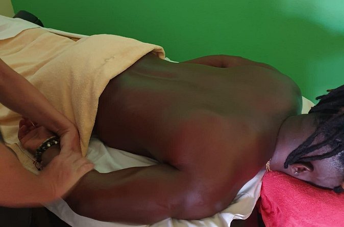 Relaxing massage in Bávaro Punta Cana - Why the private format matters