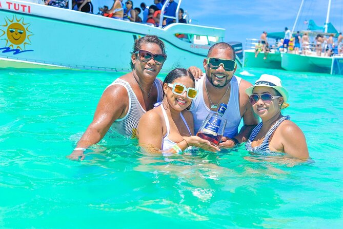 RIU República Airport Transportation - Private Round Trip Shuttle - The people behind the service