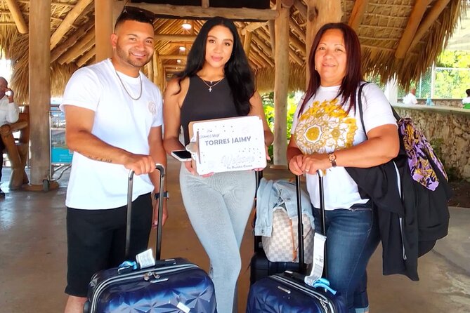 Round Trip Top-Rated Punta Cana Airport Transfer to your Hotel - Why the shared format can save money