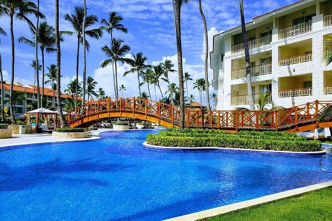 Royalton Punta Cana - Round Trip Shuttle - Punta Cana Airport - What the 25 to 30 minute journey is like