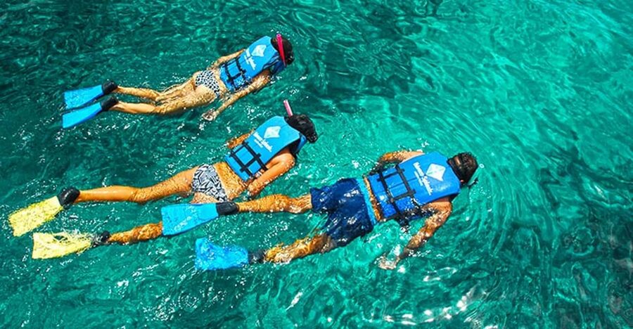 Sailing Splash Tour Speedboat, Snorkel, and Catamaran - Snuba with close support from the guides