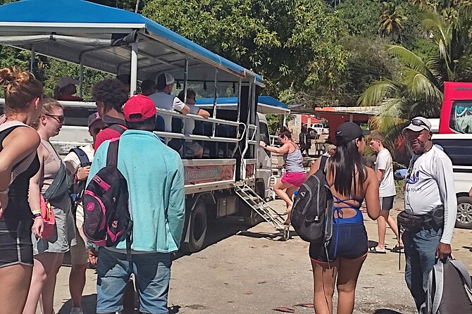 Samana Full Day -baracardi island, horses, lemon waterfall - Lunch, drinks, and the practical value of the package