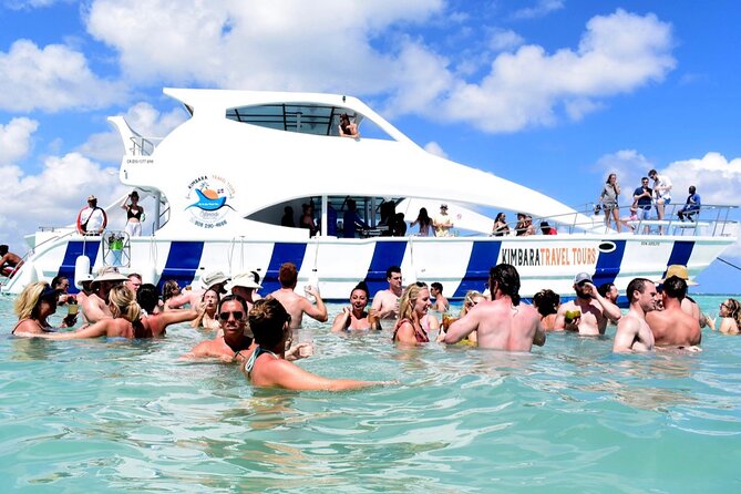 Sand-Bar Punta Cana Party Boat unlimited drinks, snorkeling Vibes - Drinks, music, and the social side