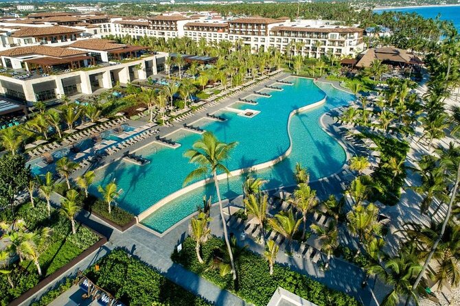 Santo Domingo Airport and Lopesan Costa Bavaro Private Transfer - Key points at a glance