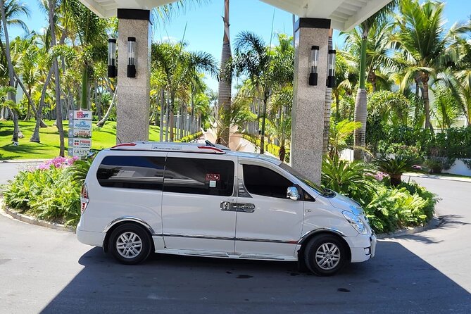 Santo Domingo Airport and Paradisus Grand Cana Private Transfer - Why the $150 group fare can make sense