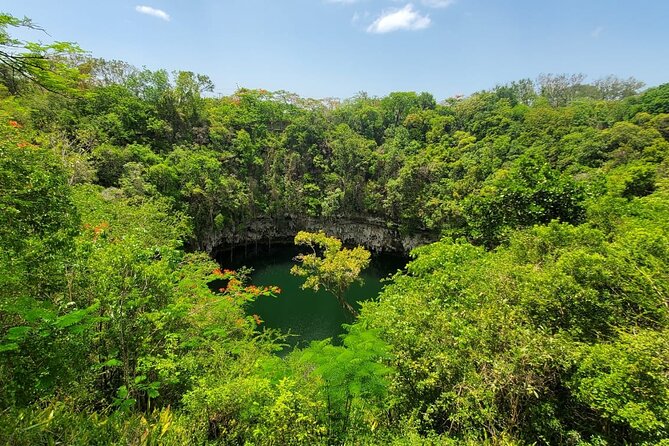 Santo Domingo City Tour From Punta Cana With Pick Up - Santo Domingo’s cathedral and central sights