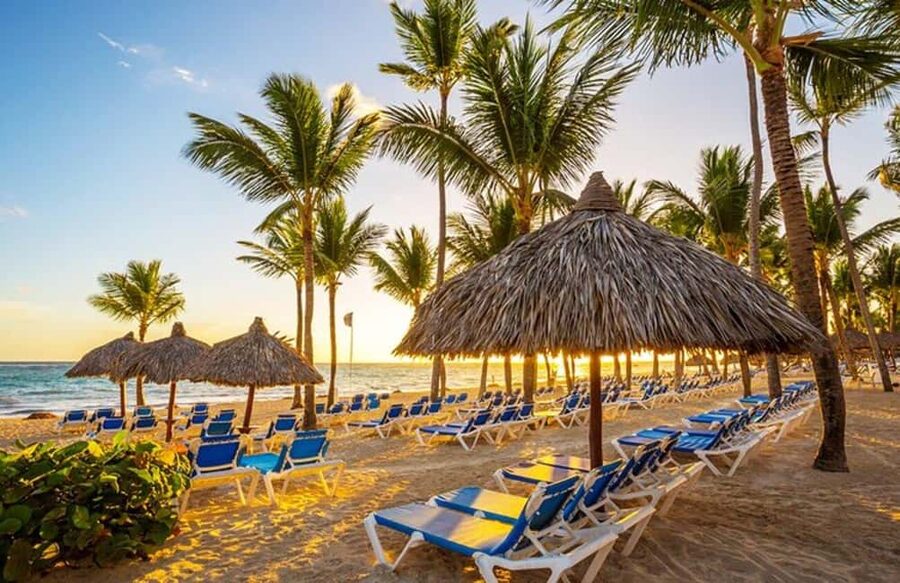 Santo Domingo: Panoramic tour to Punta Cana with Buggy Ride - Blue Mall Punta Cana: a polished first stop