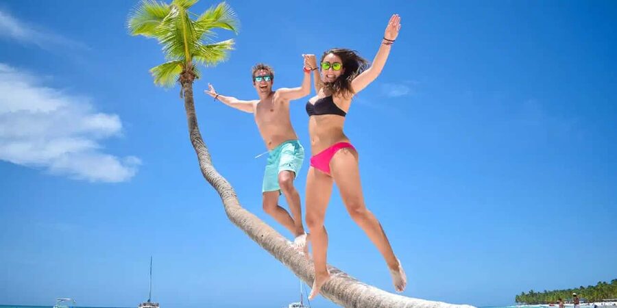 Saona Exclusive Catamaran – Small Group Experience - A comfortable beach stop with real facilities