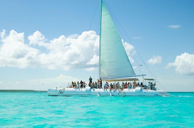 Saona Island Adventure From Punta Cana With Lunch and Transportation - What the $68 price really covers