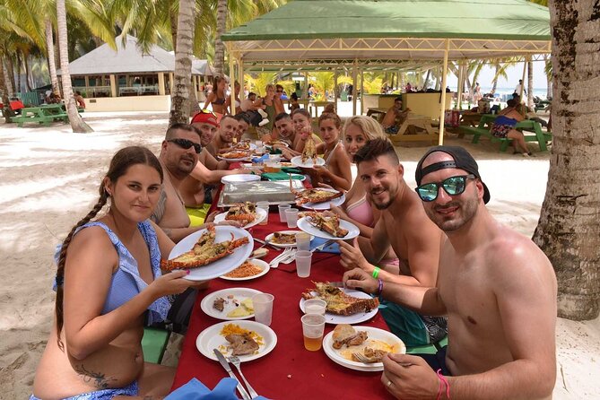 Saona Island Caramaran Adventure from Punta Cana With Lunch - The catamaran ride back to Bayahibe