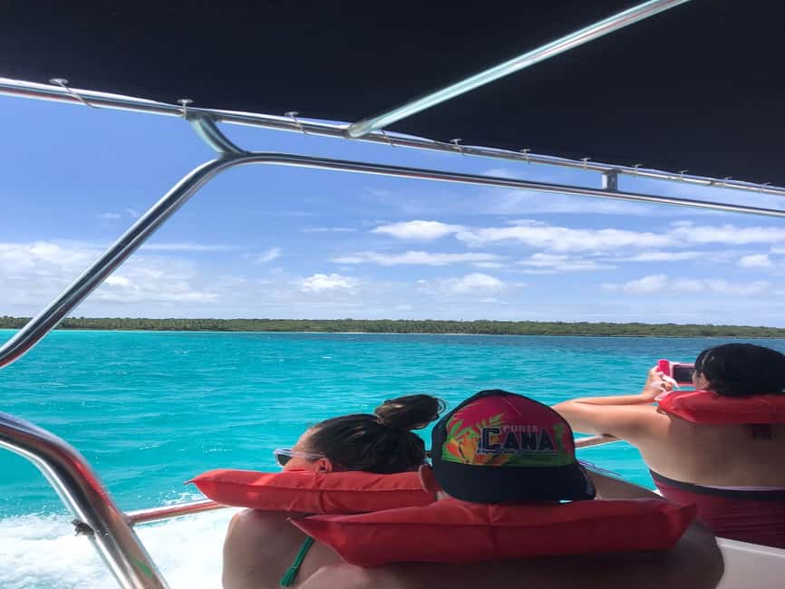 Saona Island Tour All Inclusive Speedboat and Catamaran - Returning by catamaran