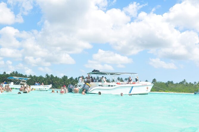 Saona Island Tour from Juan Dolio with pickup - Music, dancing, and the open-bar return