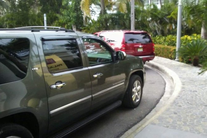 Transfers From Punta Cana Airport (PUJ)<=> To All Place at Uvero Alto Punta Cana - Is $100 a good value for up to four people?