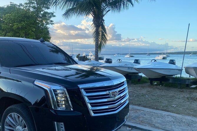 Vip Cadillac transportation in Punta Cana-BAVARO ROUNDTRIP - More than a transfer, if you request it