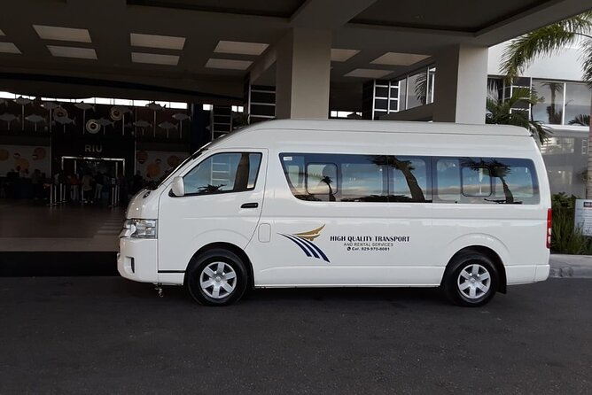 VIP Private Round-Trip Transfer from Punta Cana Airport - Communication, flight delays, and WhatsApp