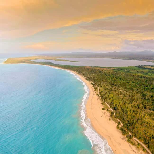 Zip Line Playa Esmeralda With Redonda Mountain - Who will enjoy this outing most?